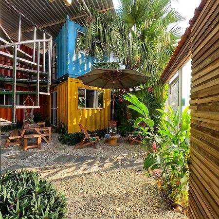 Container Hospedaria פאראטי מראה חיצוני תמונה