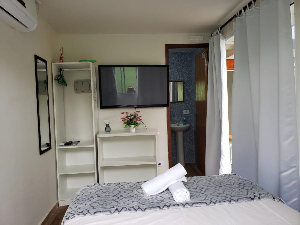 Container Hospedaria פאראטי מראה חיצוני תמונה